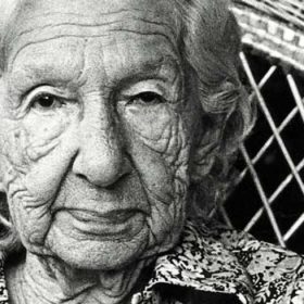 Cora Coralina | Centro Espirita Unidos pela Fé